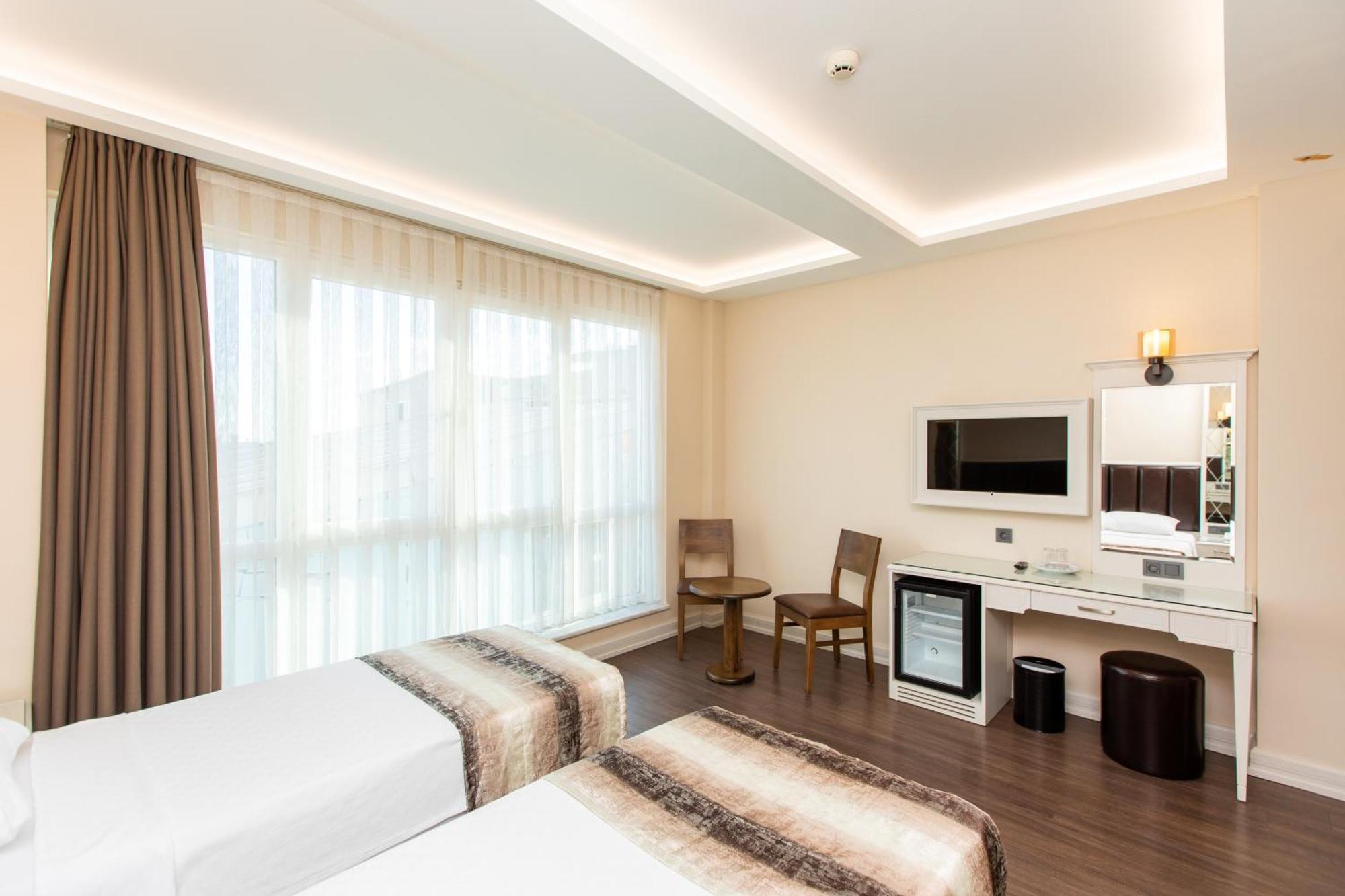 Morava Hotel Istanbul Exterior photo